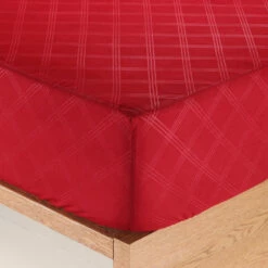 Super King Size Bed Sheet Extra Deep Red Fitted Sheet Embossed Pattern -Bed Linings Sale StripeFittedSheetRed 04