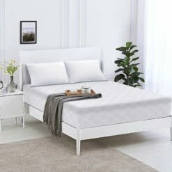 White Double Fitted Sheet Embossed 25cm Deep Bedsheet