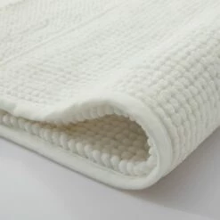 Chenille Bath Mat White -Bed Linings Sale White 07 6c905230 8397 4541 b8d5 52f06e886db3